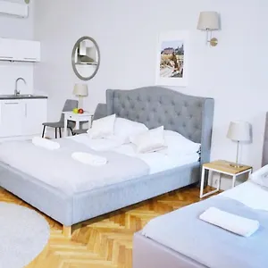 21 Florianska Street Ξενοδοχείο με διαμερίσματα